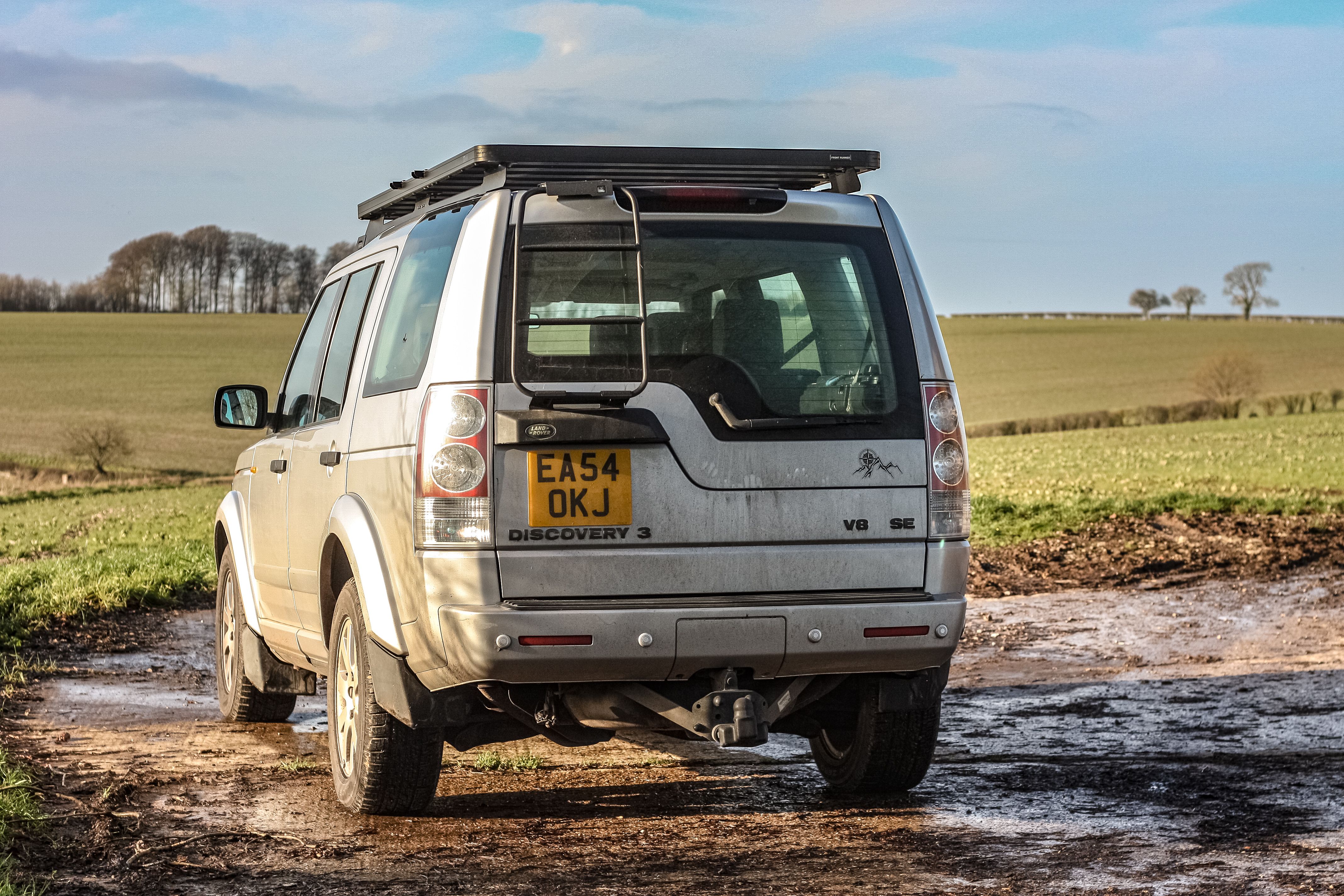 Land Rover Discovery празднует 35-летие - уникальные спецверсии Tempest и Gemini