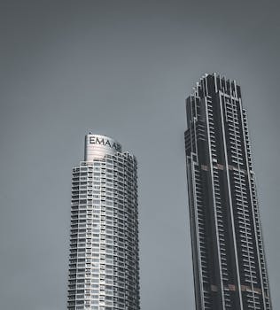 Contemporary skyscrapers in Dubai's urban landscape, featuring iconic architecture.