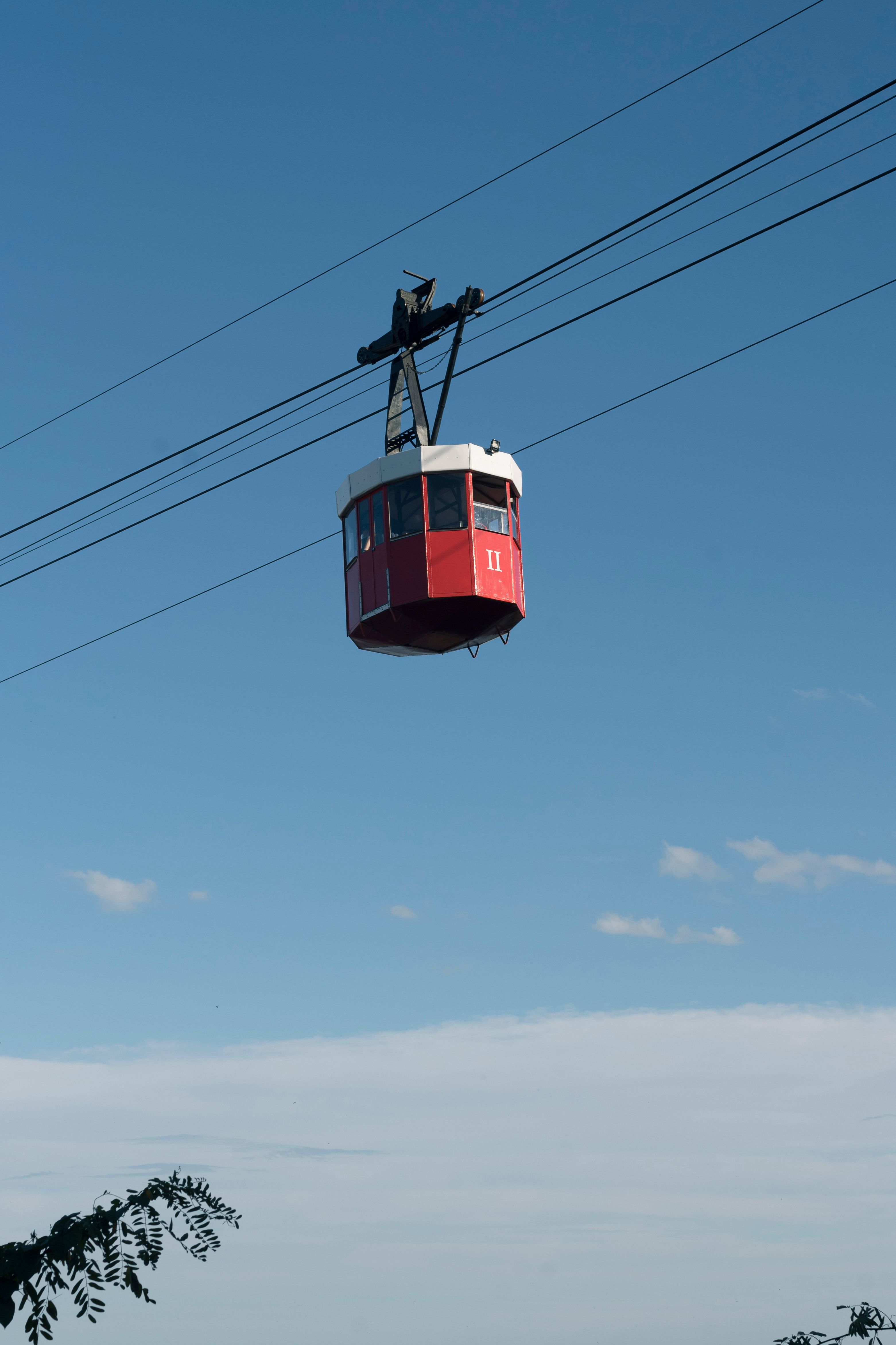 Cable Car against the Sky · Free Stock Photo