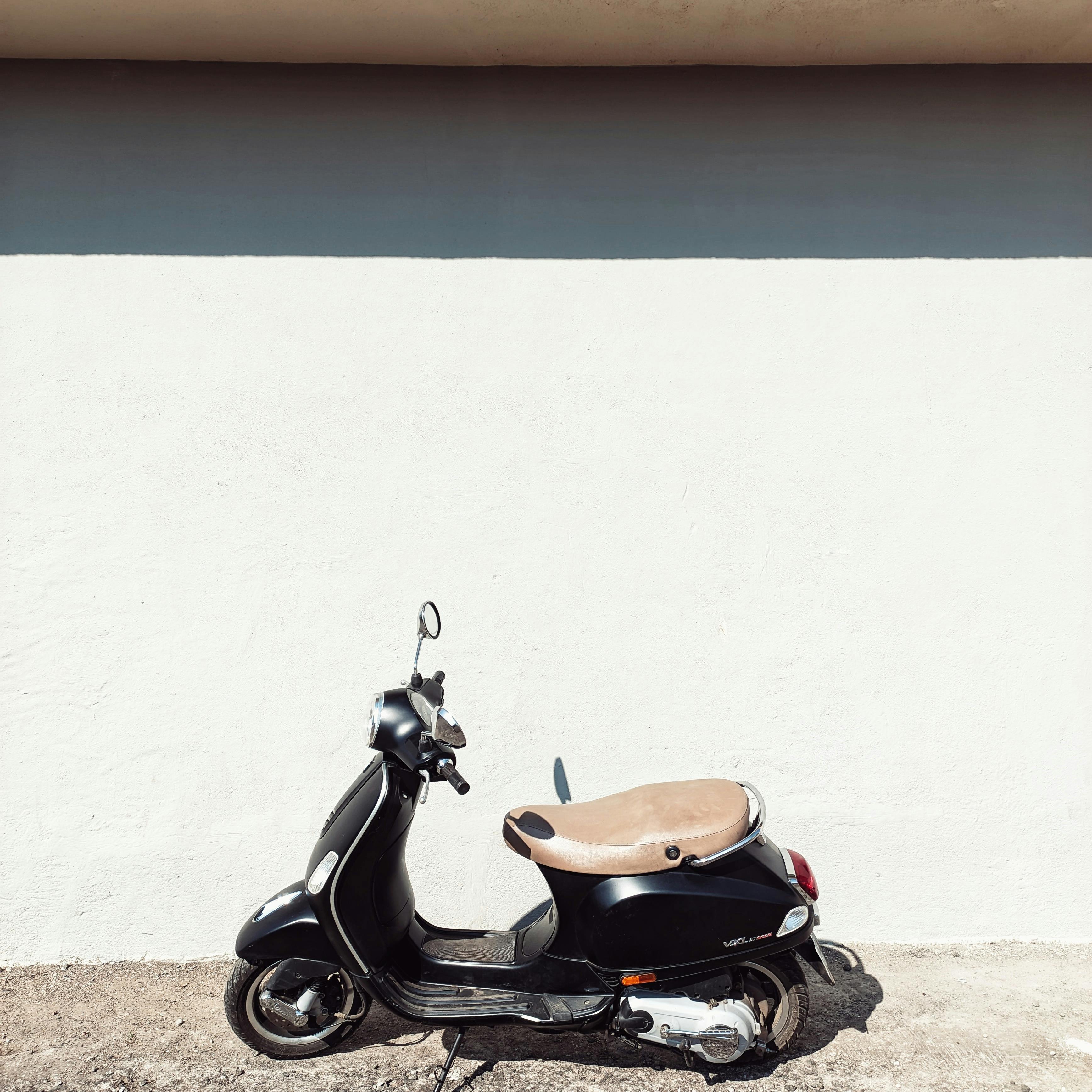 ContiScoot: over 30 Tire Sizes for Urban Mobility and Everyday Commuting — Photo by Vinayak Varlikar on Pexels