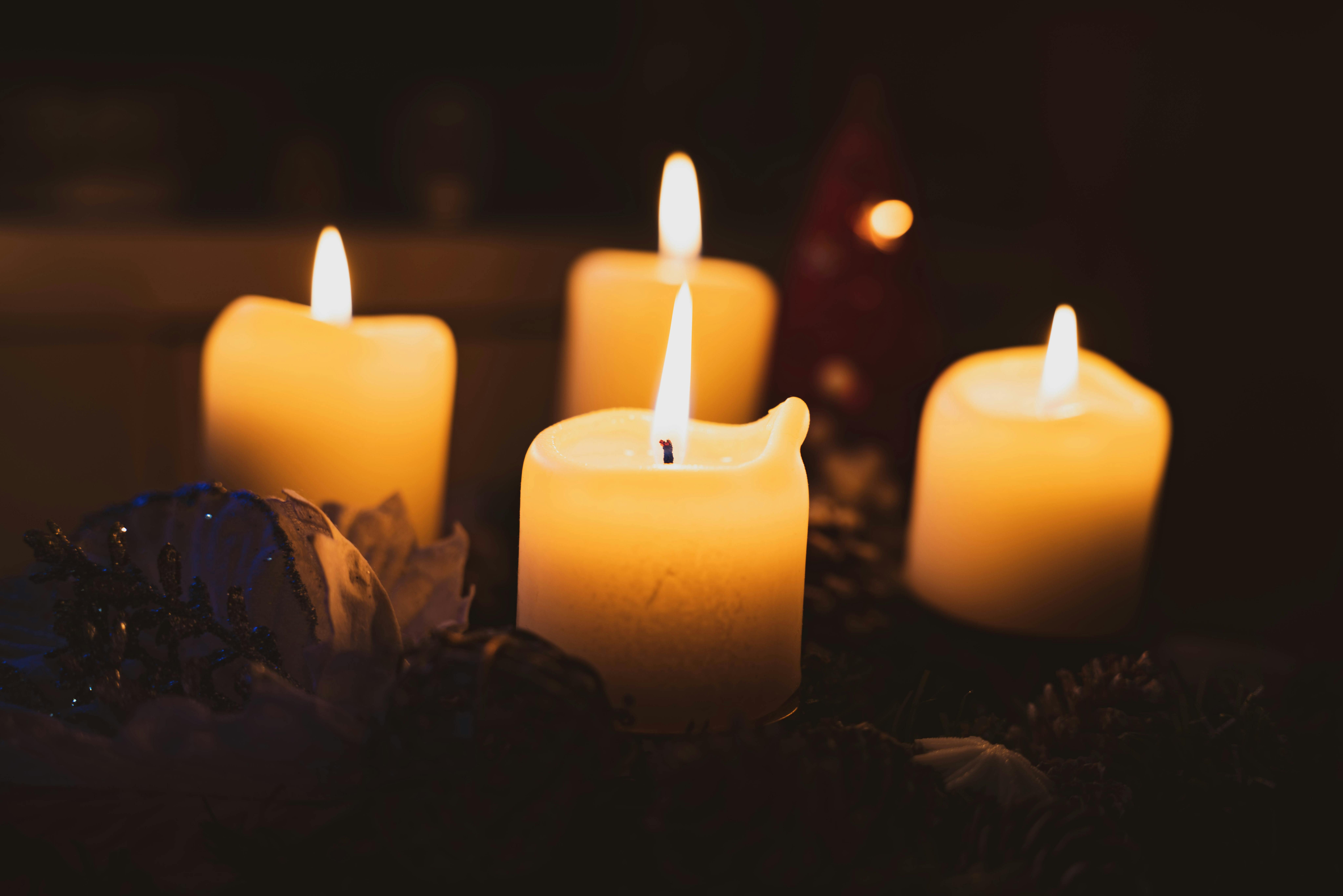 CloseUp of Burning Candles · Free Stock Photo