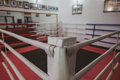 Corner post of an empty training ring — photo by Vladimir Srajber on Pexels