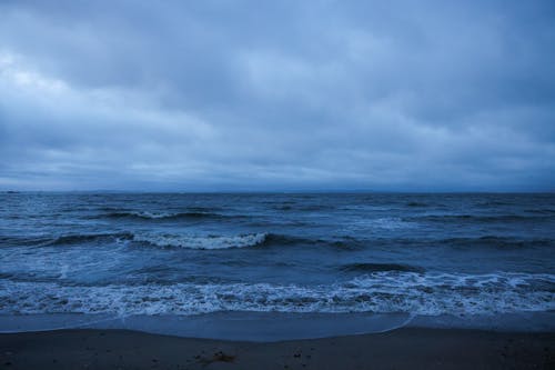 Immagine gratuita di cielo nuvoloso, coperto, corpo d'acqua