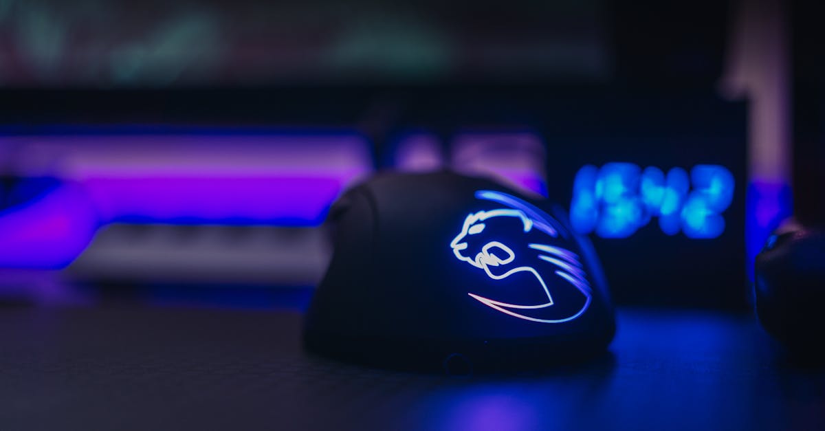 Selective Focus Photography of Black Gaming Mouse
