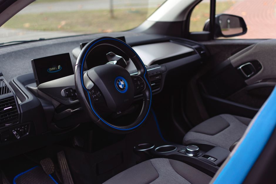 Huse auto universale și personalizate de la ElectroConect.ro — protecție și design pentru scaunele mașinii, de la 89 lei