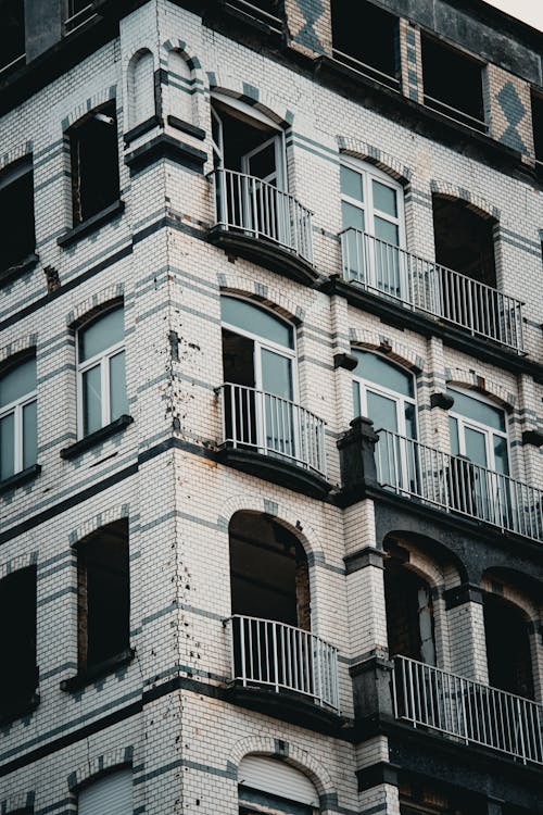 Fotos de stock gratuitas de balcones, distritos residenciales, edificio