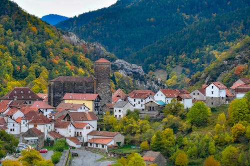 Foto profissional grátis de aldeia, aldeias, casas