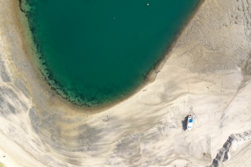 Бесплатное стоковое фото с вид сверху, моторная лодка, озеро