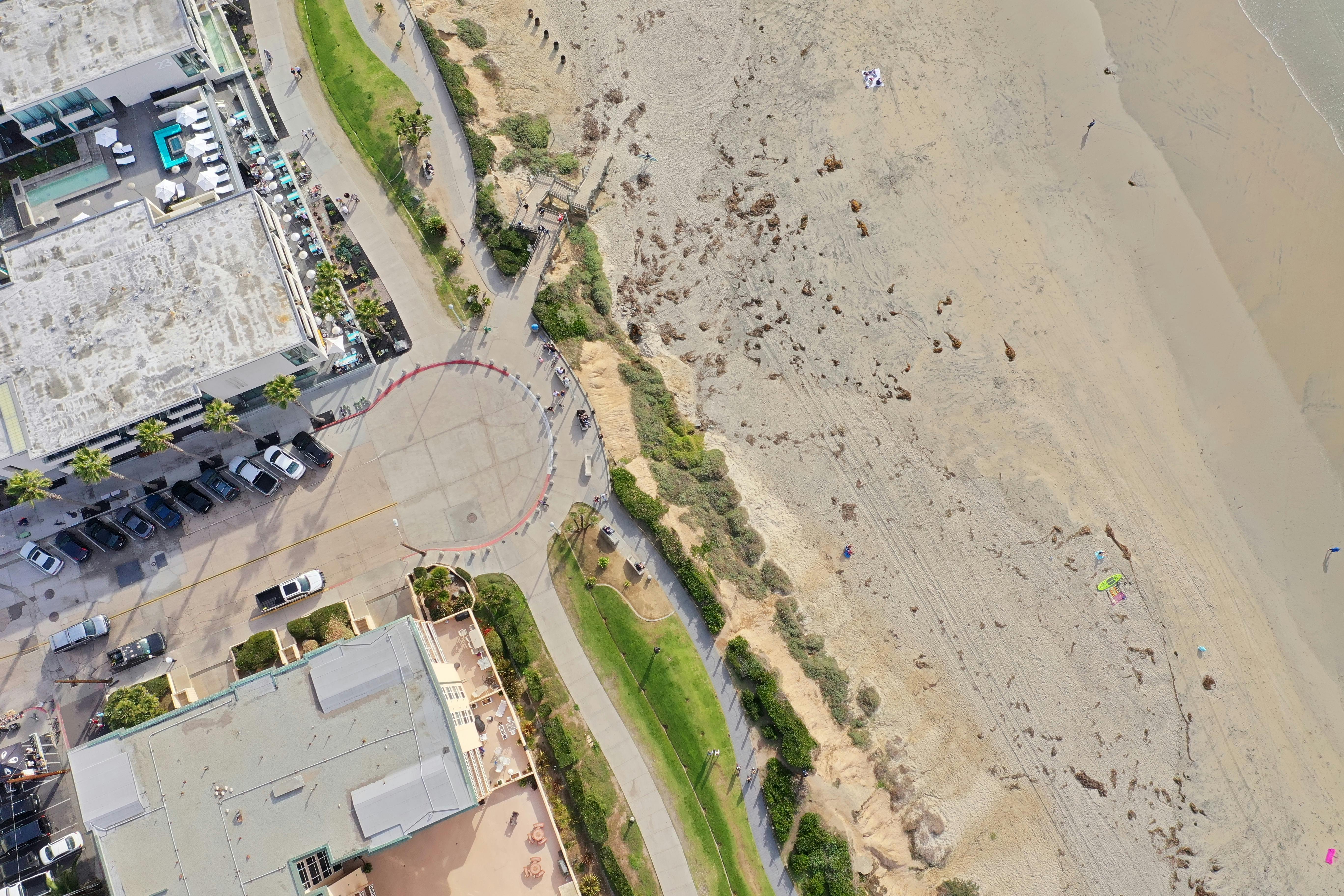 Proposed changes to Encinitas vacation rental regulations stall - San Diego Union-Tribune — Photo by jd garrett on Pexels
