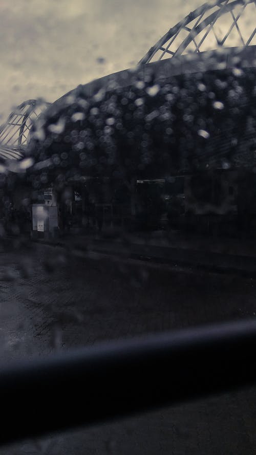 Gratis stockfoto met aan lichtbak toevoegen, hedendaags, regen