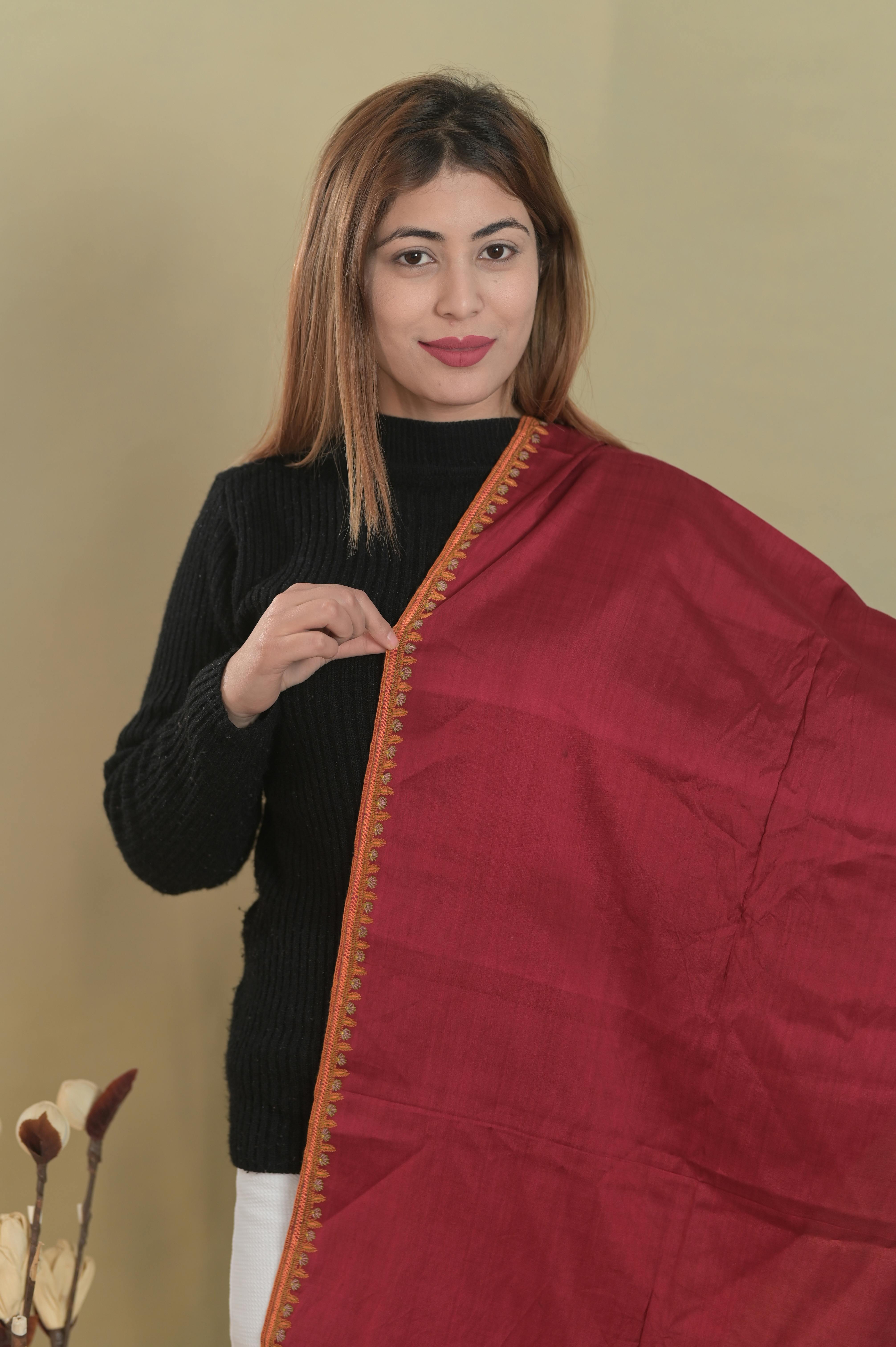 necktie for maroon long sleeves