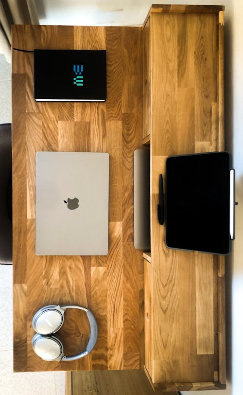 Free stock photo of 4k wallpaper, apple, desk