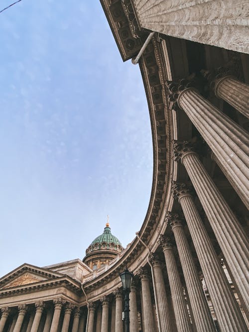 Photos gratuites de cathédrale de kazan, colonnes, contre-plongée