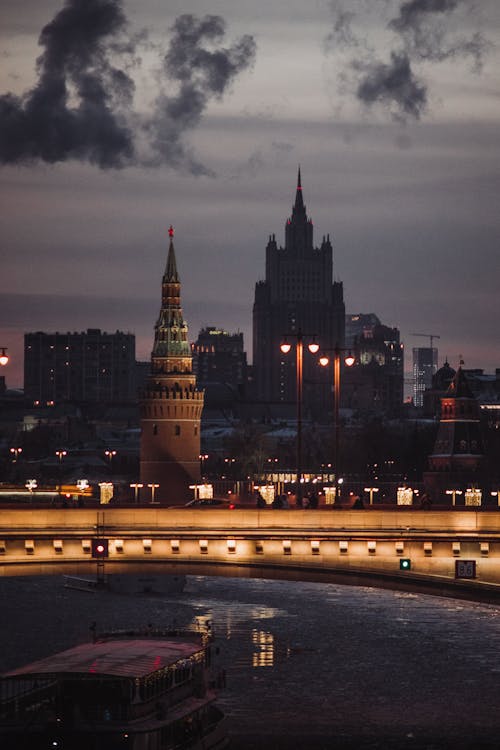 Imagine de stoc gratuită din fotografiere verticală, iluminat, kremlin