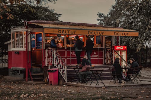 Δωρεάν στοκ φωτογραφιών με cafe, Άνθρωποι, καθιστός