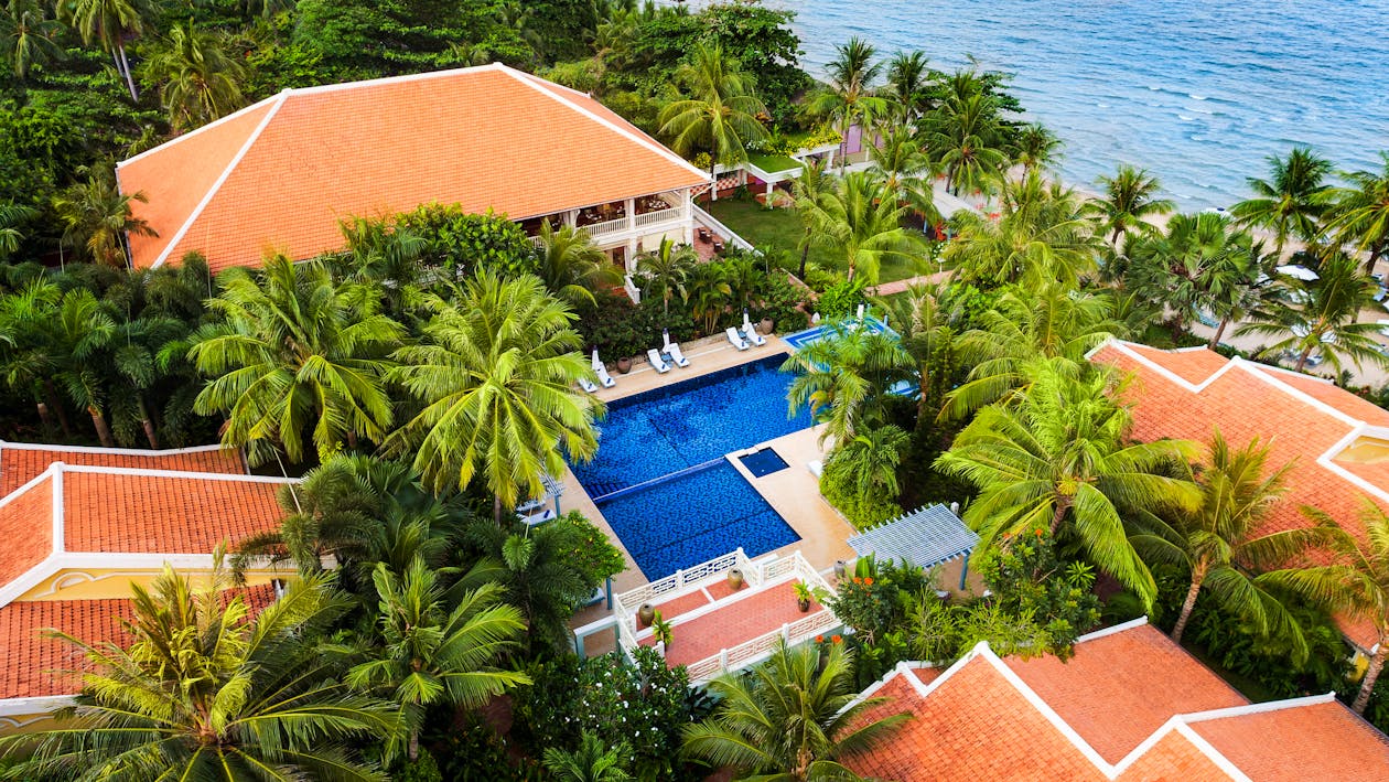 Exploring Las Terrenas: A Hidden Gem for Atlanta-Based Investors 4 A plot of land surrounded by tropical foliage in Las Terrenas