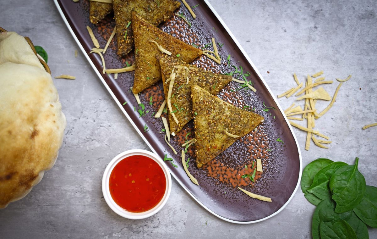 Golden Samosa Trio