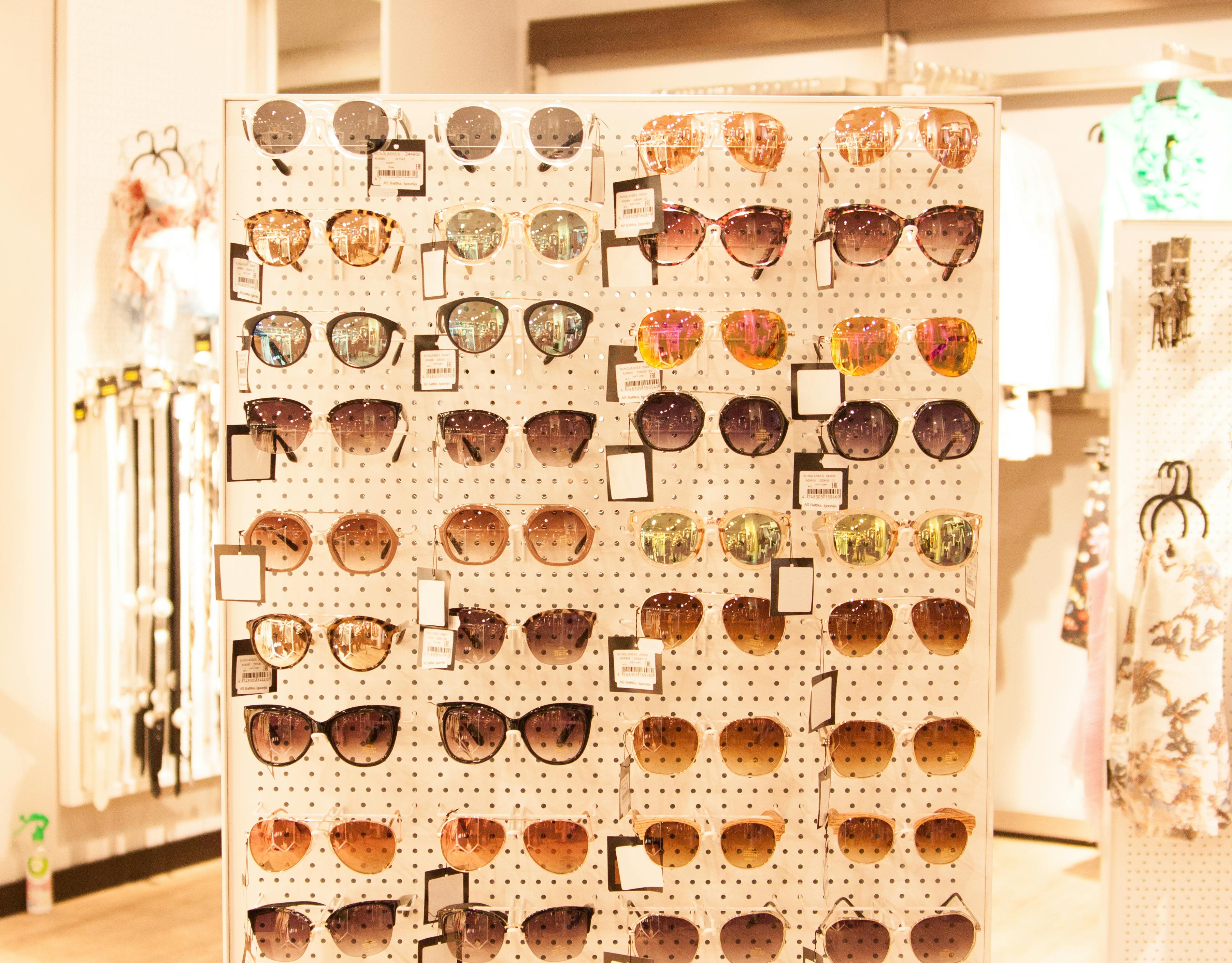 Free stock photo of colorful sunglasses, sunglasses holder