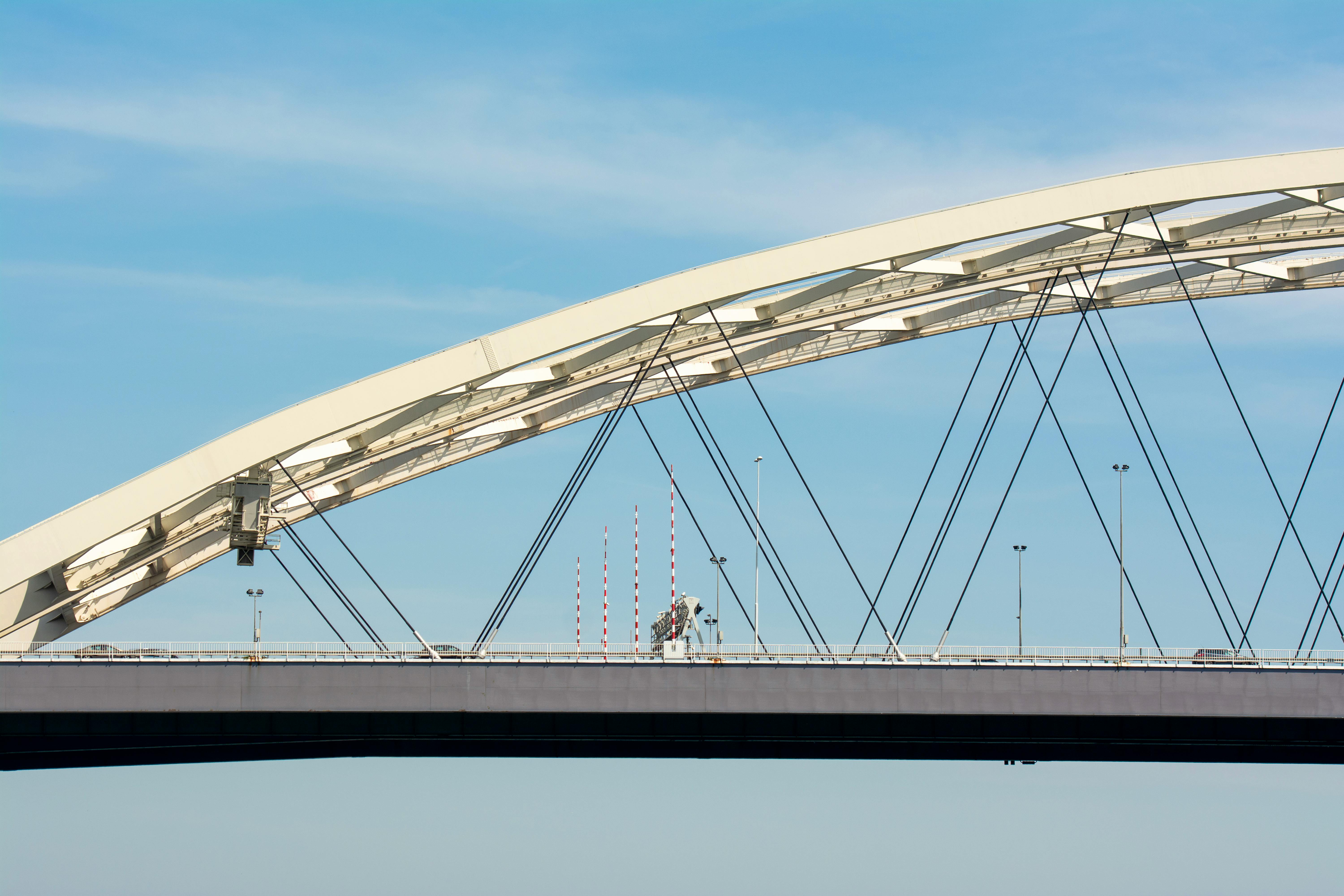 Hình hài cây cầu gần 600 tỷ đồng ở Nhà Bè sắp thông xe dịp 2/9