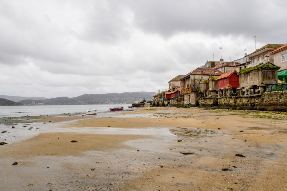 ¿Es real esto? Parador en fortaleza medieval con vistas a las Rías Baixas desde 52€ la noche (tarifa error)