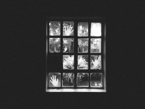 cam pencere, eller, gotik içeren Ücretsiz stok fotoğraf
