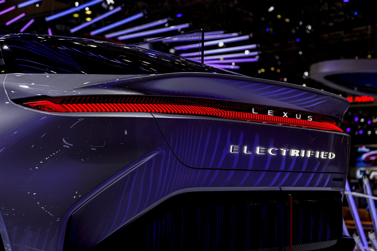 Marques chinoises massives au Mondial de l'Auto de Paris