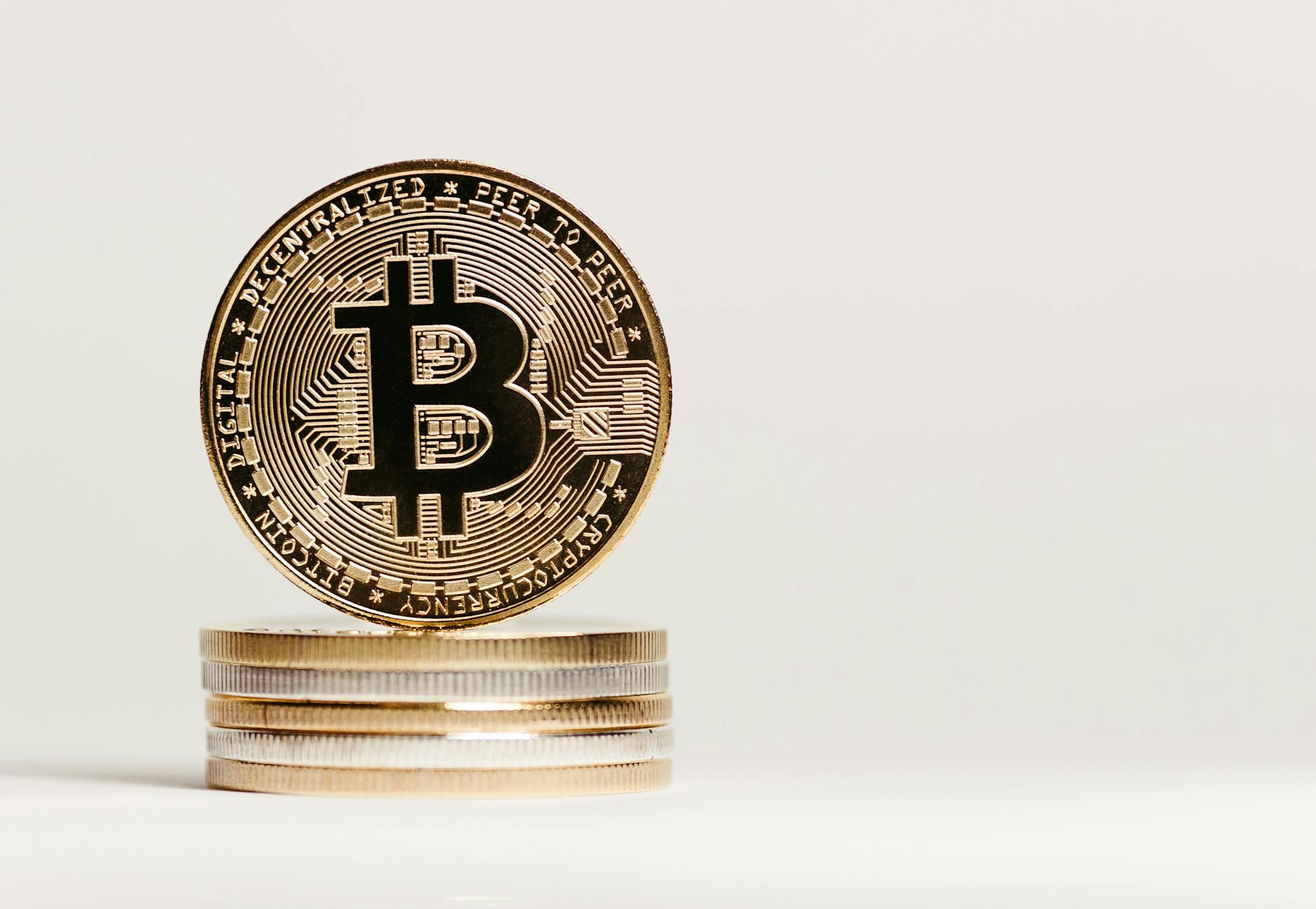 Bullish crypto momentum: Large transfers signal future price surges for digital assets, crypto outlook, market insights. Bullish crypto momentum: Large transfers signal future price surges for digital assets, crypto outlook, market insights.
