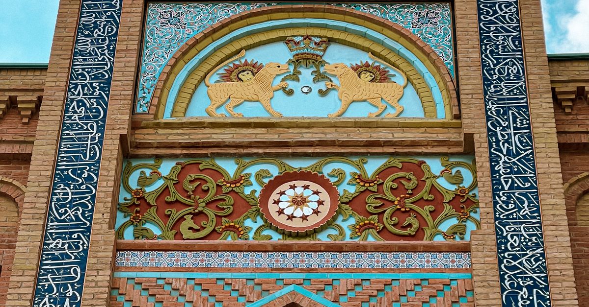 Ornamented Wall of Temple · Free Stock Photo
