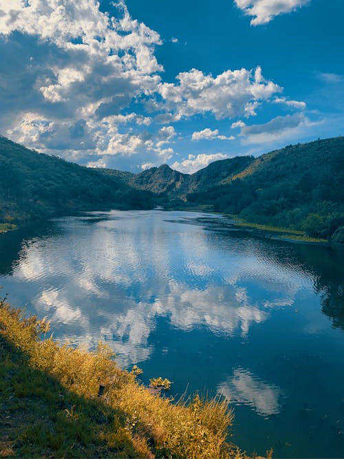 Fotos de stock gratuitas de escénico, lago, medio ambiente