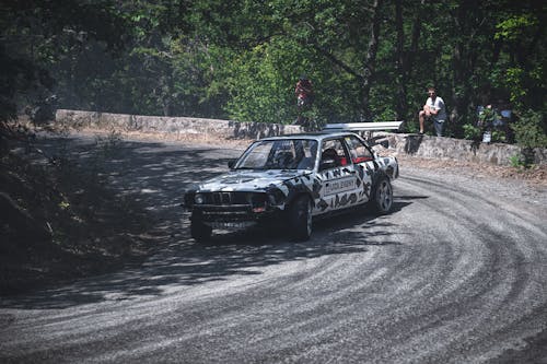 Foto d'estoc gratuïta de a la deriva, camí de carro, conducció