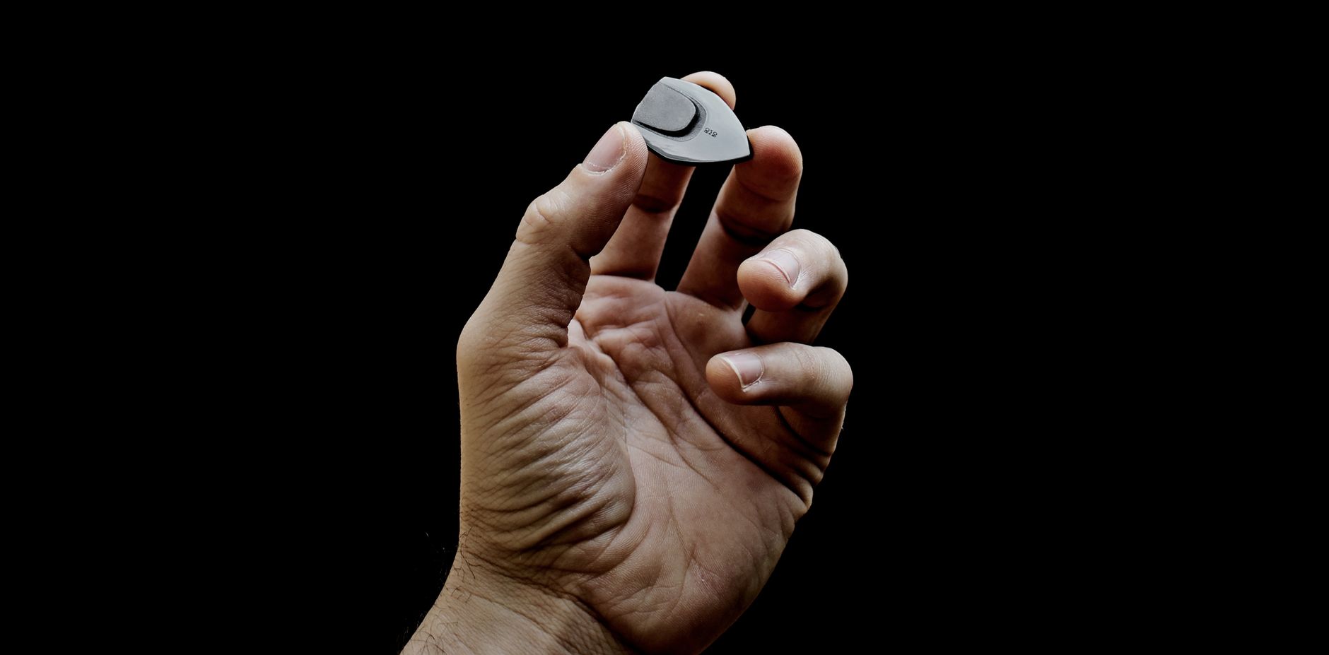 Best Guitar Picks 2026: Thin, Medium & Heavy Gauge