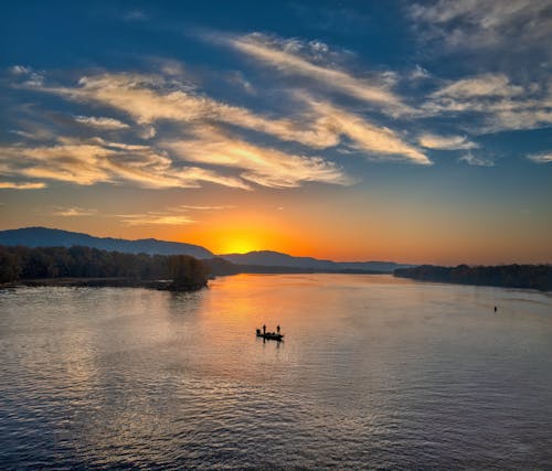 Kostenloses Stock Foto zu boot, himmel, landschaft