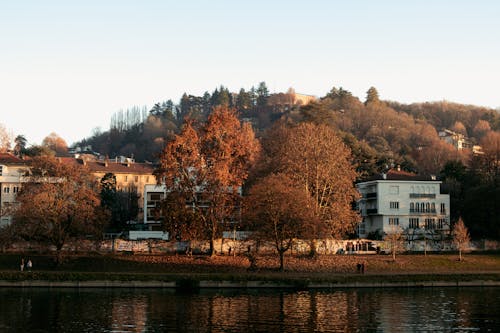 Fall 2025’s Best Small Town Getaway Spots