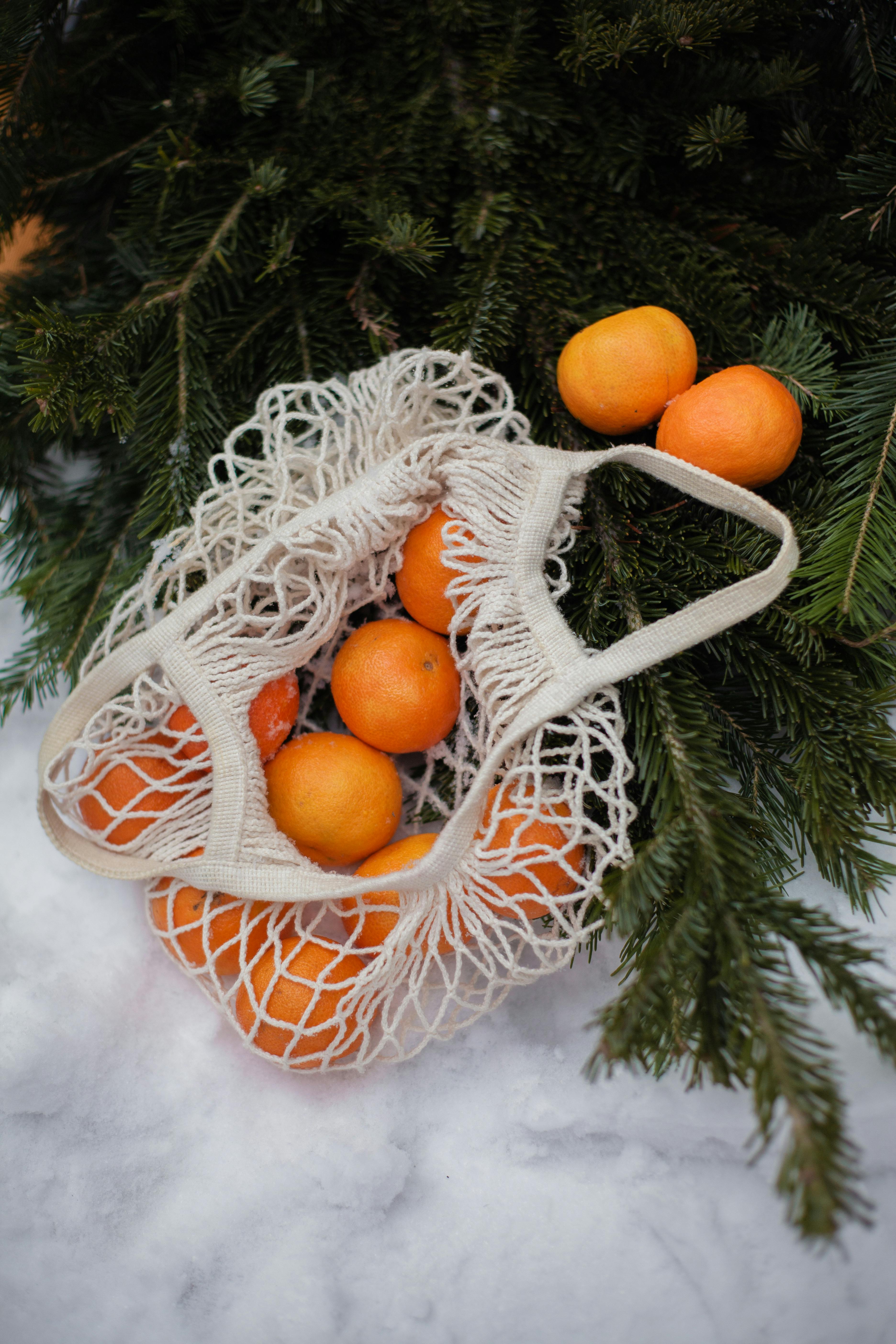 What fruits tighten skin?