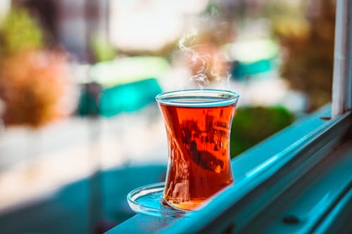 Free Selective Focus of Turkish Teacup Filled With Tea Stock Photo
