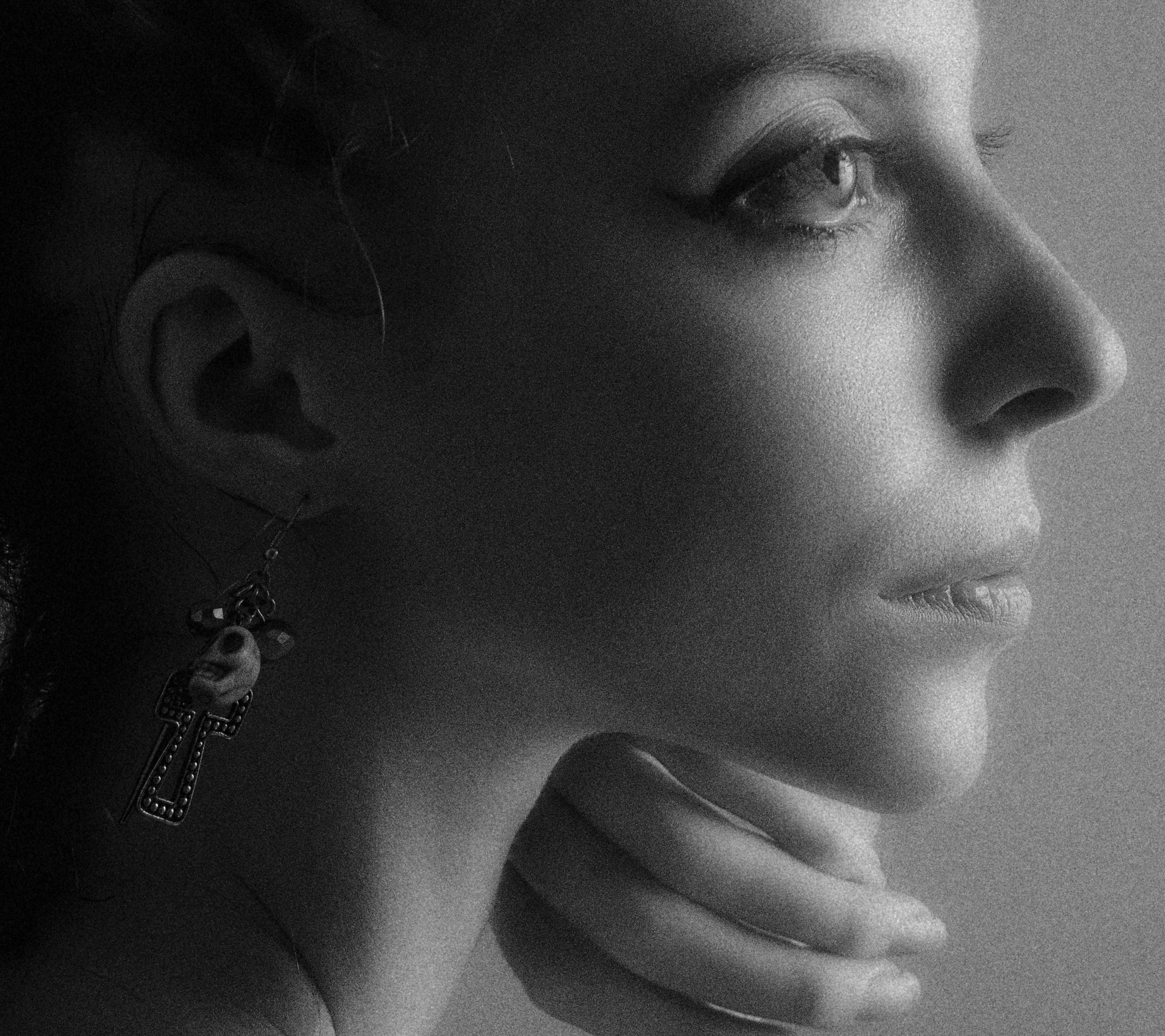 Young Woman Side View · Free Stock Photo