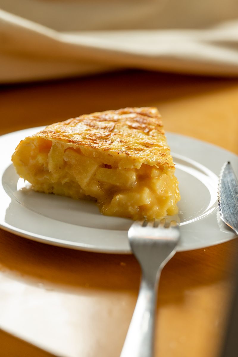 Tortilla española en un plato
