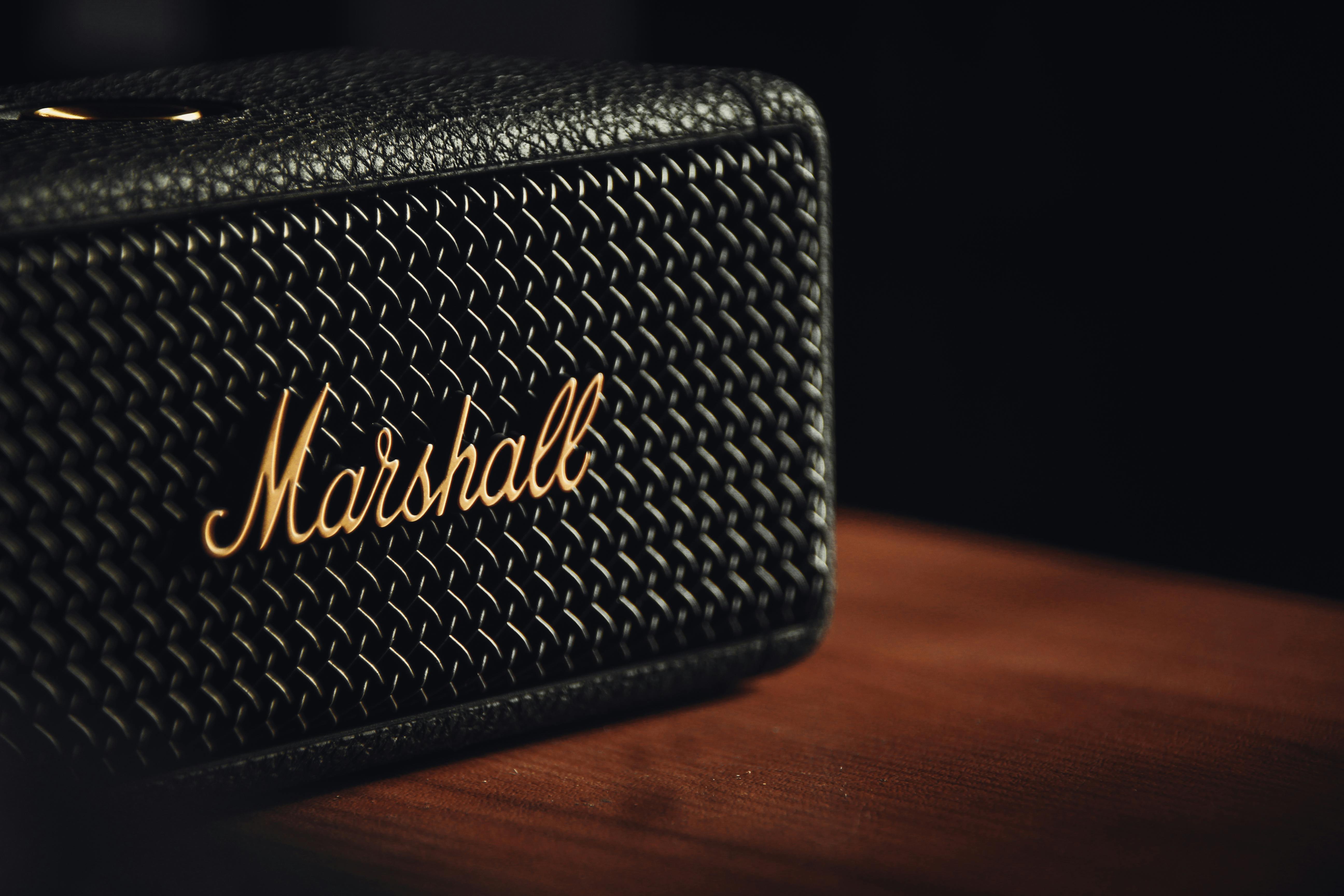 GenÃ¨ve/Switzerland-09.09.19 : Marshall Speaker Bass Sound Portable  Bluetooth Radio Editorial Photo - Image of outdoor, happy: 154563266