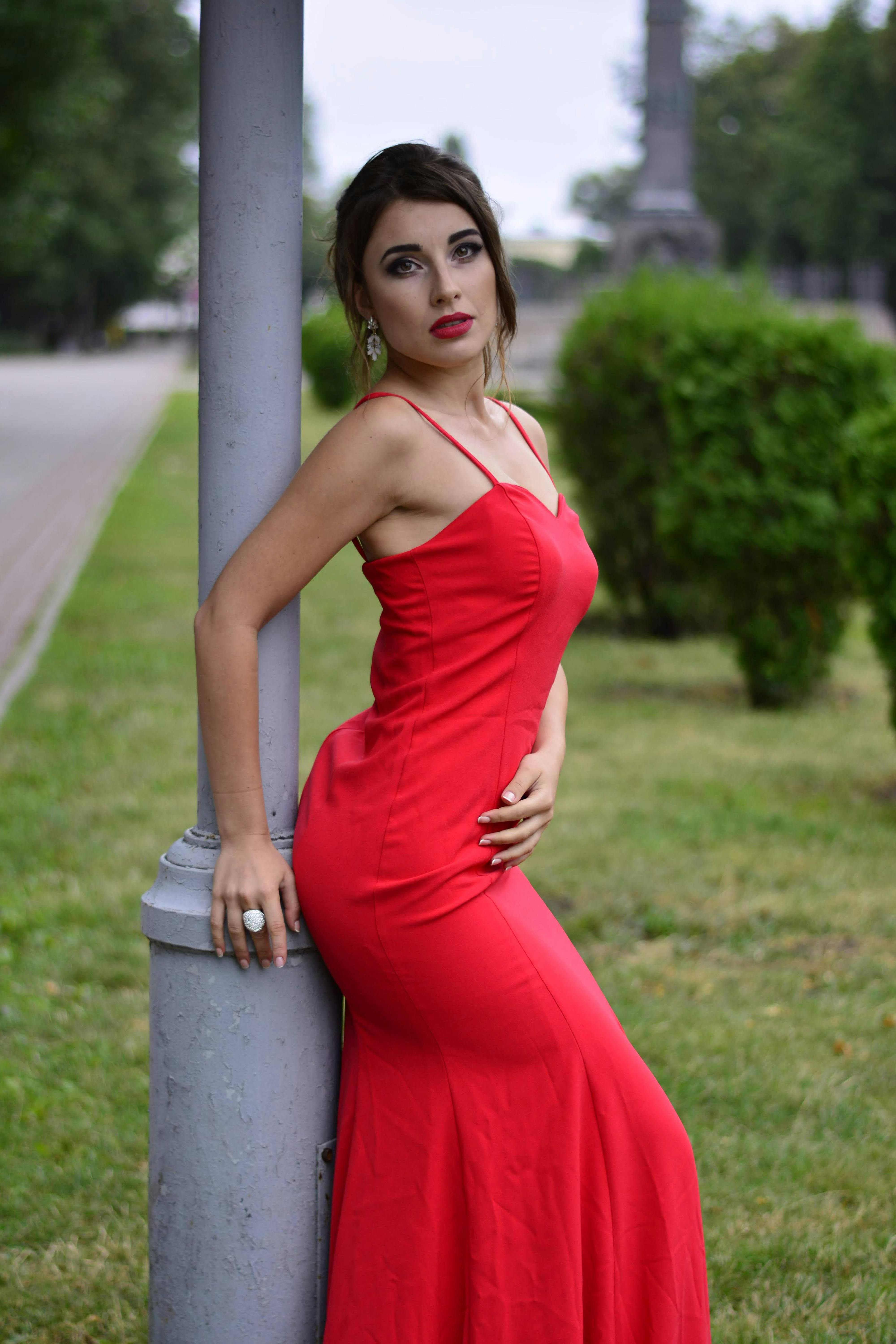 Is it normal for a woman to be attracted to another woman?