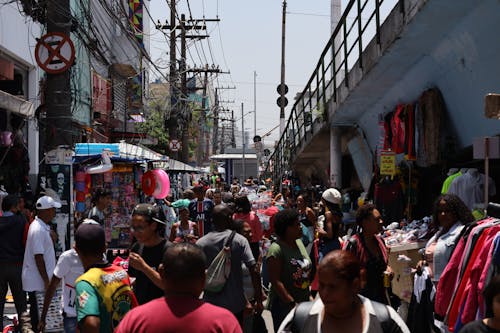 Crowd on City Market