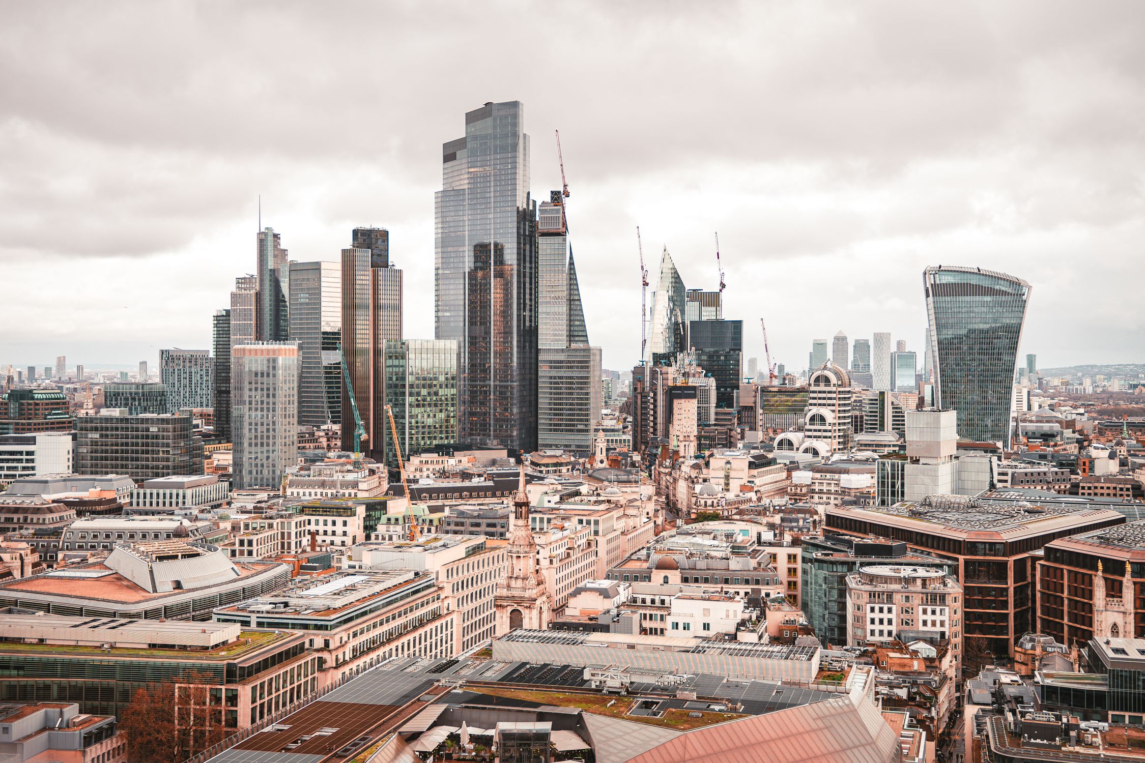 London financial district skyline — the global hub for forex trading under FCA regulation