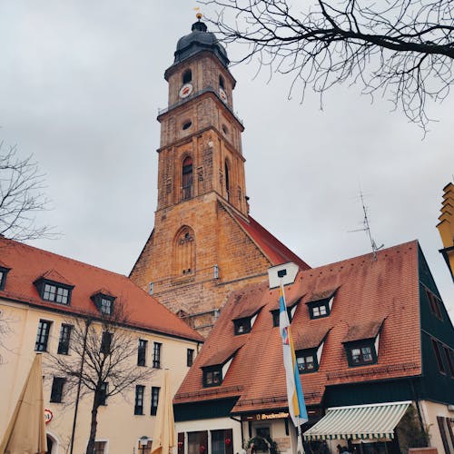 Fotobanka s bezplatnými fotkami na tému aan lichtbak toevoegen, gotická architektúra, kostol