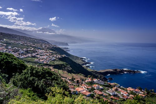 Imagine de stoc gratuită din cer senin, clădiri, coastă