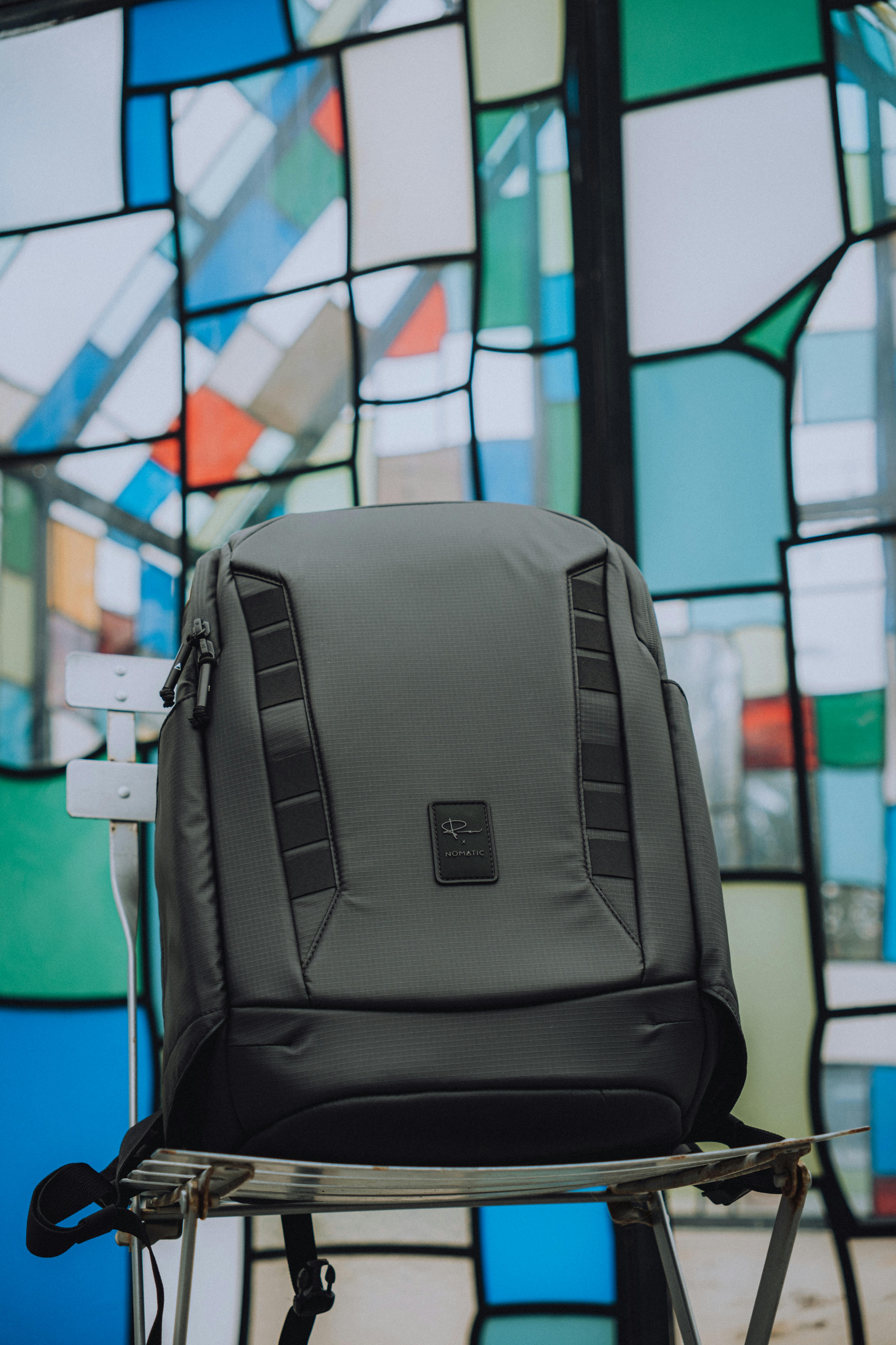 Design Backpack on Chair · Free Stock Photo