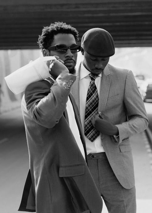 Fotobanka s bezplatnými fotkami na tému afroameričania mužov, čierny a biely, elegancia