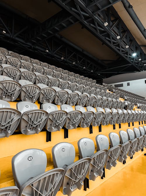 Základová fotografie zdarma na téma prázdné sedadla, sedačky na stadionu, stadion