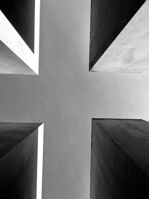 カトリック, クロス, 垂直ショットの無料の写真素材