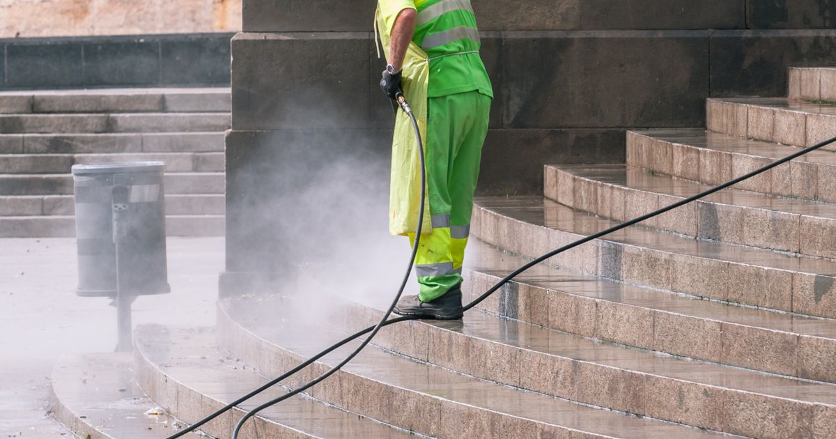 Pressure Washing services in Florida