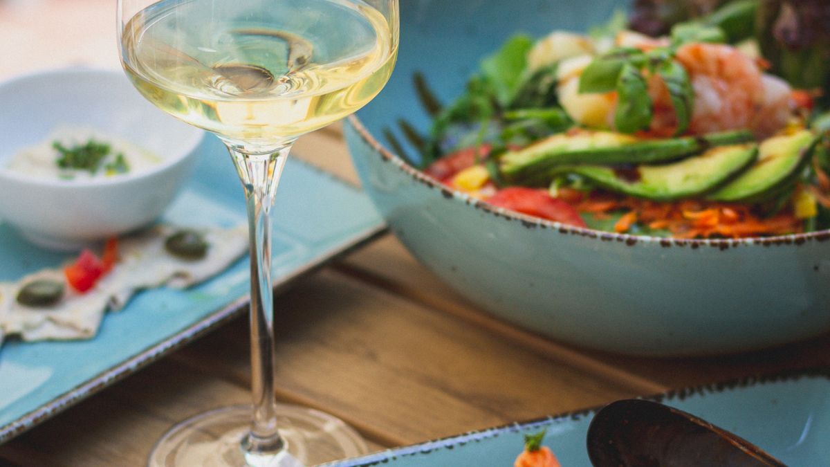 Dégustation Languedoc blanc : Picpoul de Pinet et Clairette du Languedoc, les blancs du sud quon sous-estime