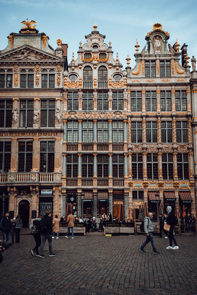 Grand Place Bruxelles, piața centrală cu clădiri istorice
